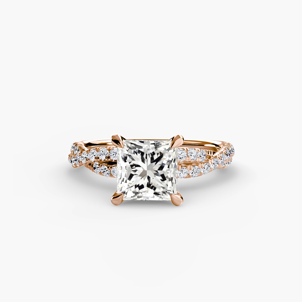 The Twisted Pavé Solitaire